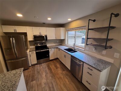 5624 Wisteria Lane NE, Bremerton, WA 98311 - Photo 4