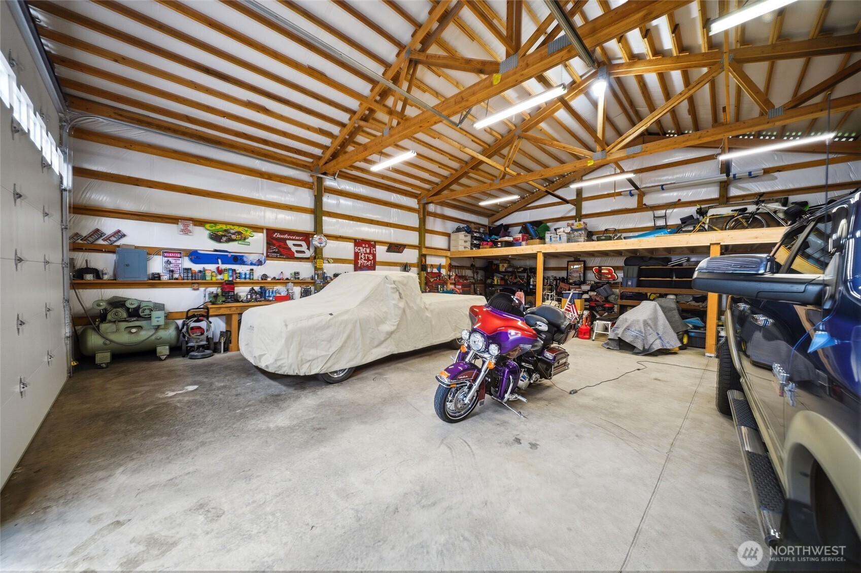 946 Paine Road , Castle Rock, WA 98611
