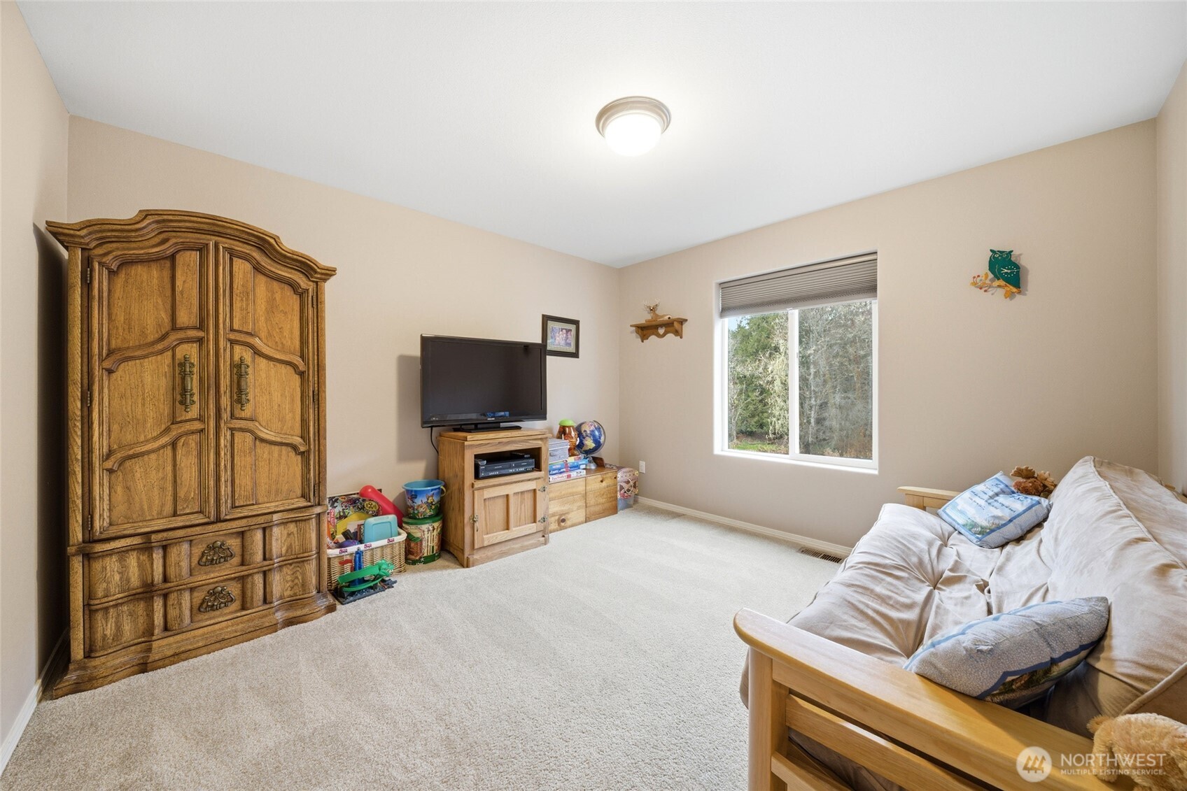 946 Paine Road , Castle Rock, WA 98611