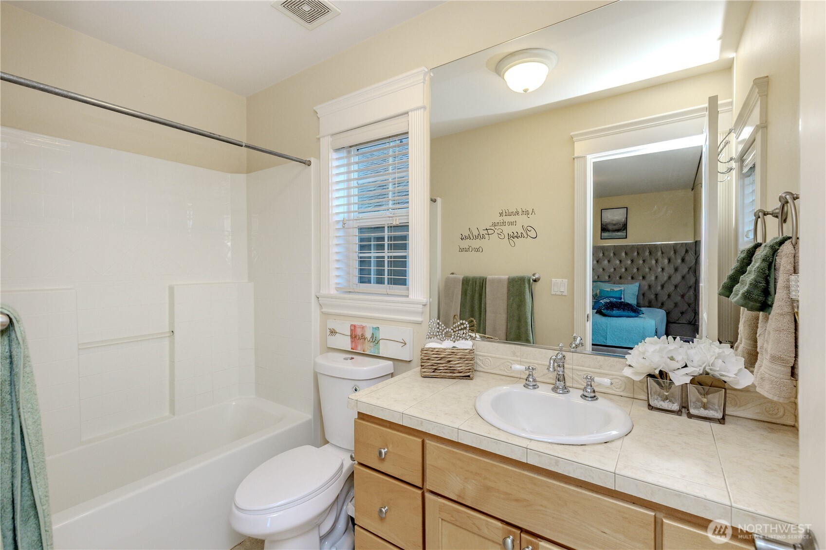 1829 SE 8th Place , Renton, WA 98057