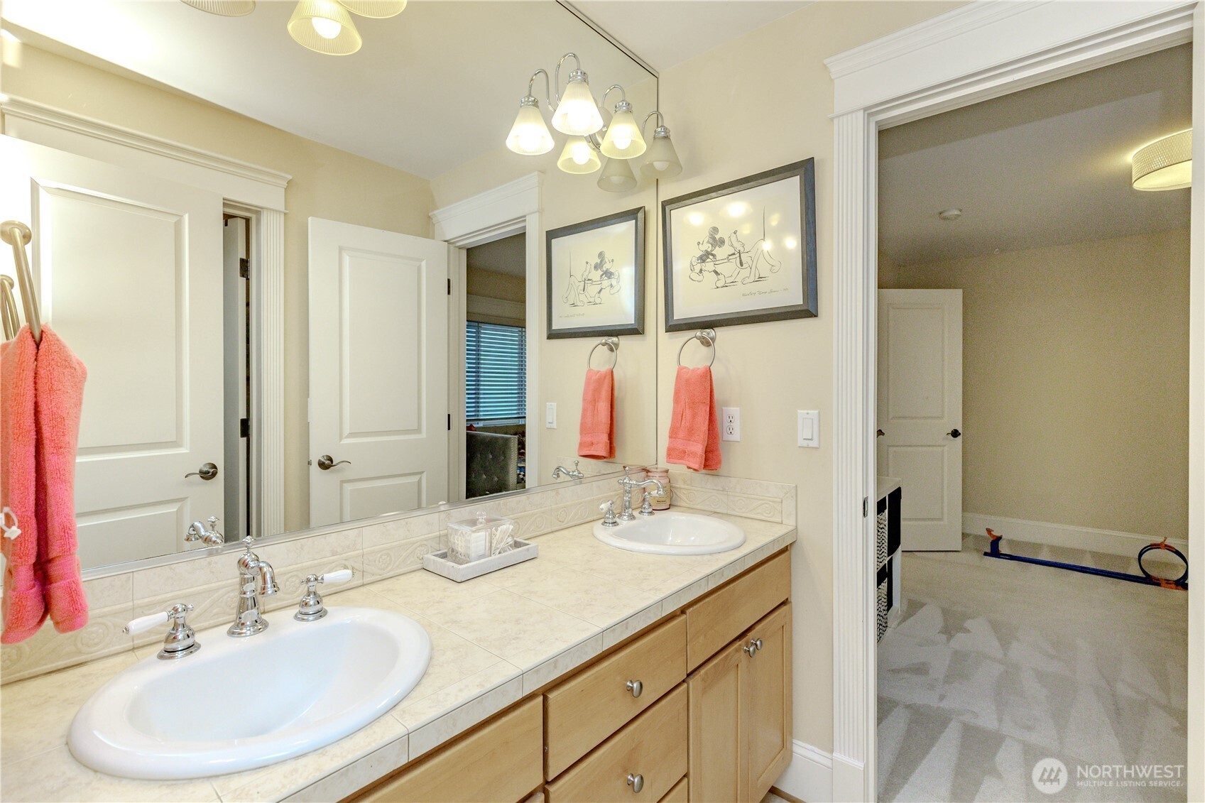 1829 SE 8th Place , Renton, WA 98057