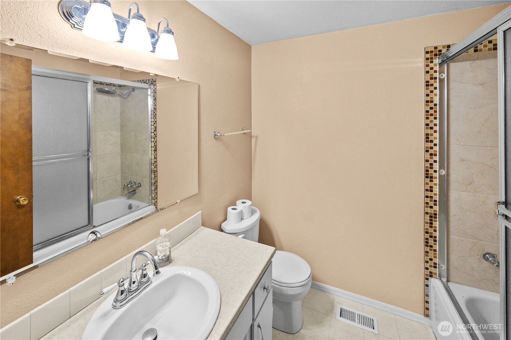 714 Pasadena Avenue , Fircrest, WA 98466