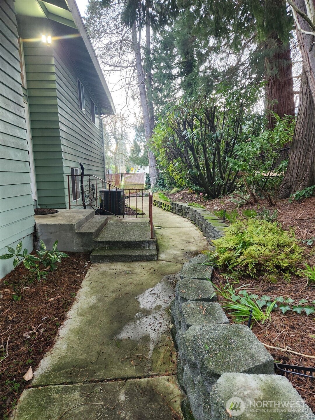 714 Pasadena Avenue , Fircrest, WA 98466