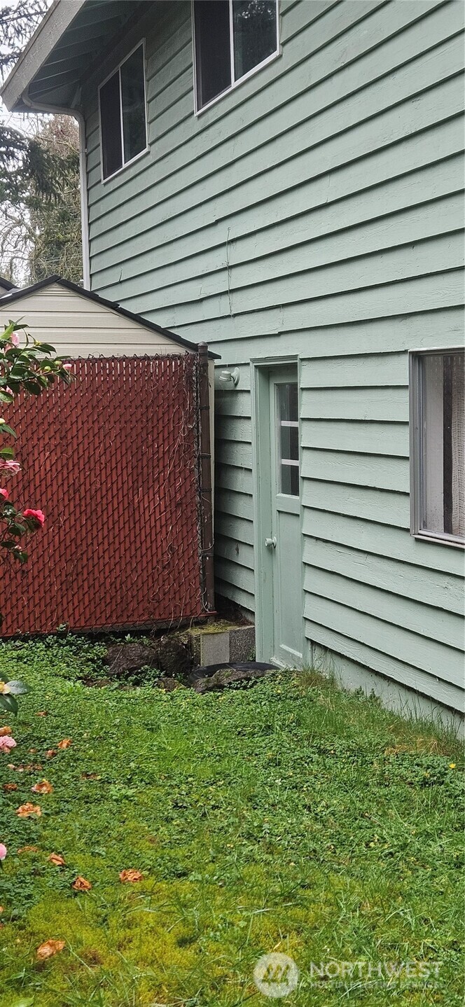 714 Pasadena Avenue , Fircrest, WA 98466