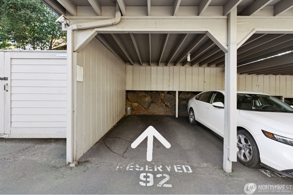 11640 100th Avenue NE #304, Kirkland, WA 98034