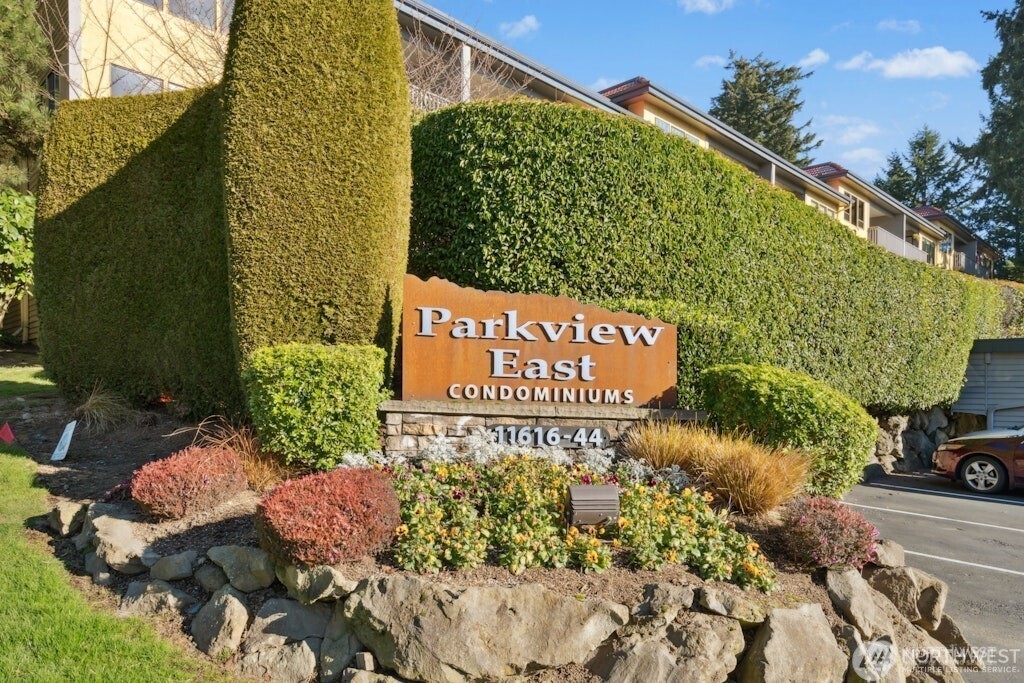 11640 100th Avenue NE #304, Kirkland, WA 98034