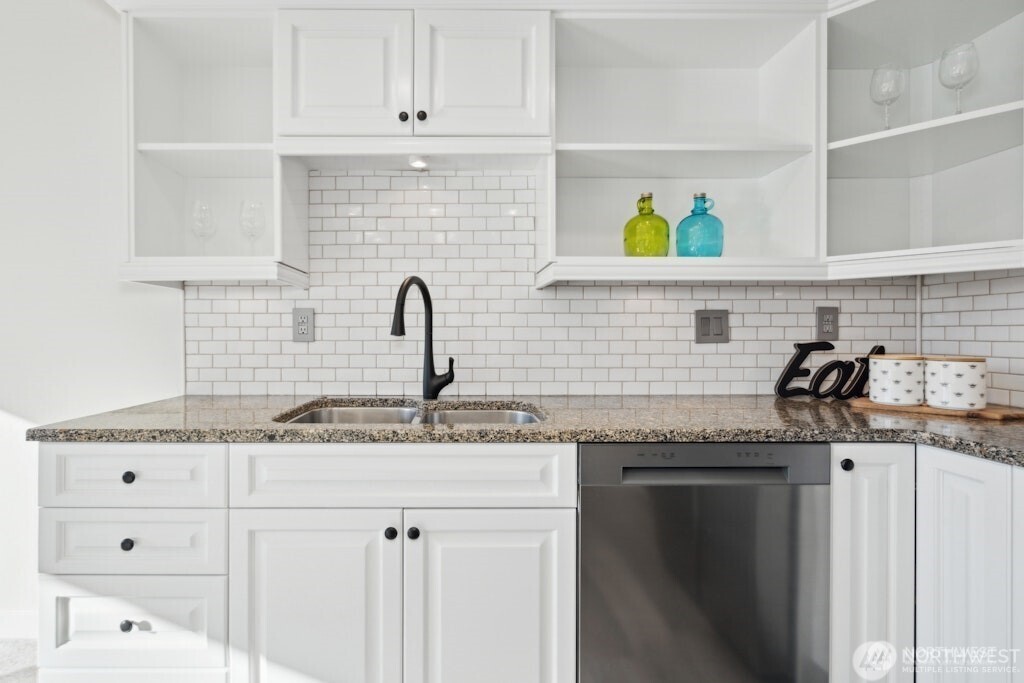 11640 100th Avenue NE #304, Kirkland, WA 98034