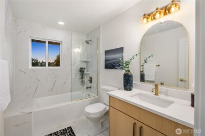 2518 36th Avenue W, Seattle, WA 98199 - Photo 16