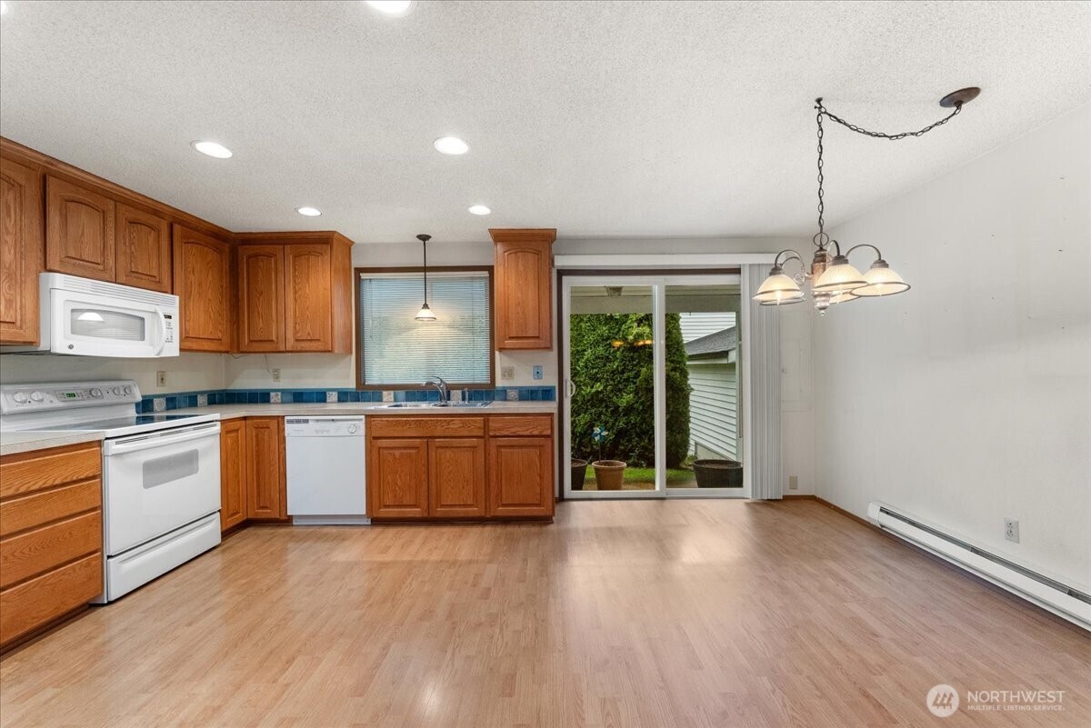 31917 45th Place SW #C, Federal Way, WA 98023