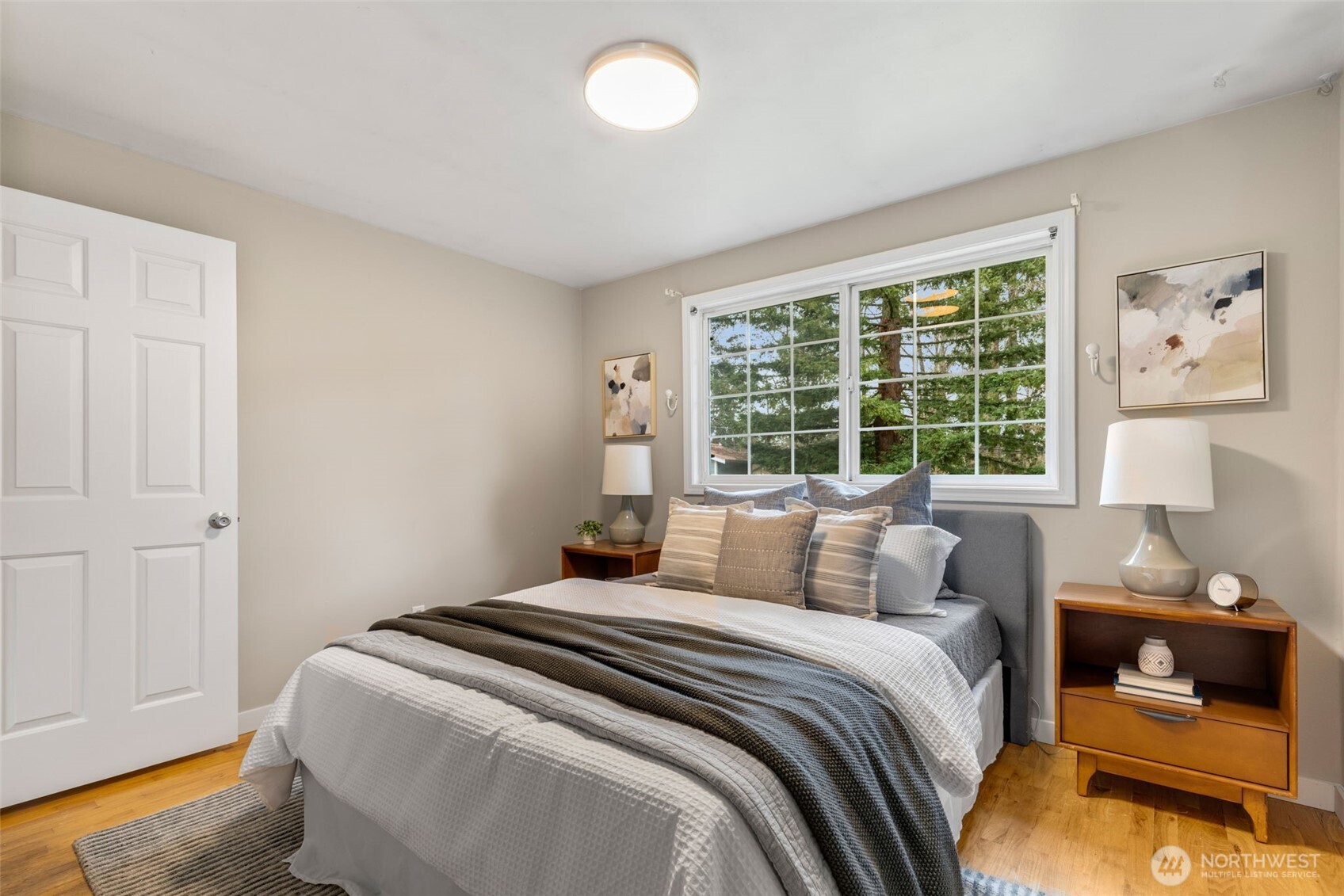 14118 83rd Place NE, Kirkland, WA 98034