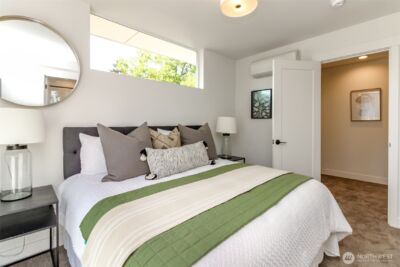 8811 Interlake Avenue N #A, Seattle, WA 98103 - Photo 15