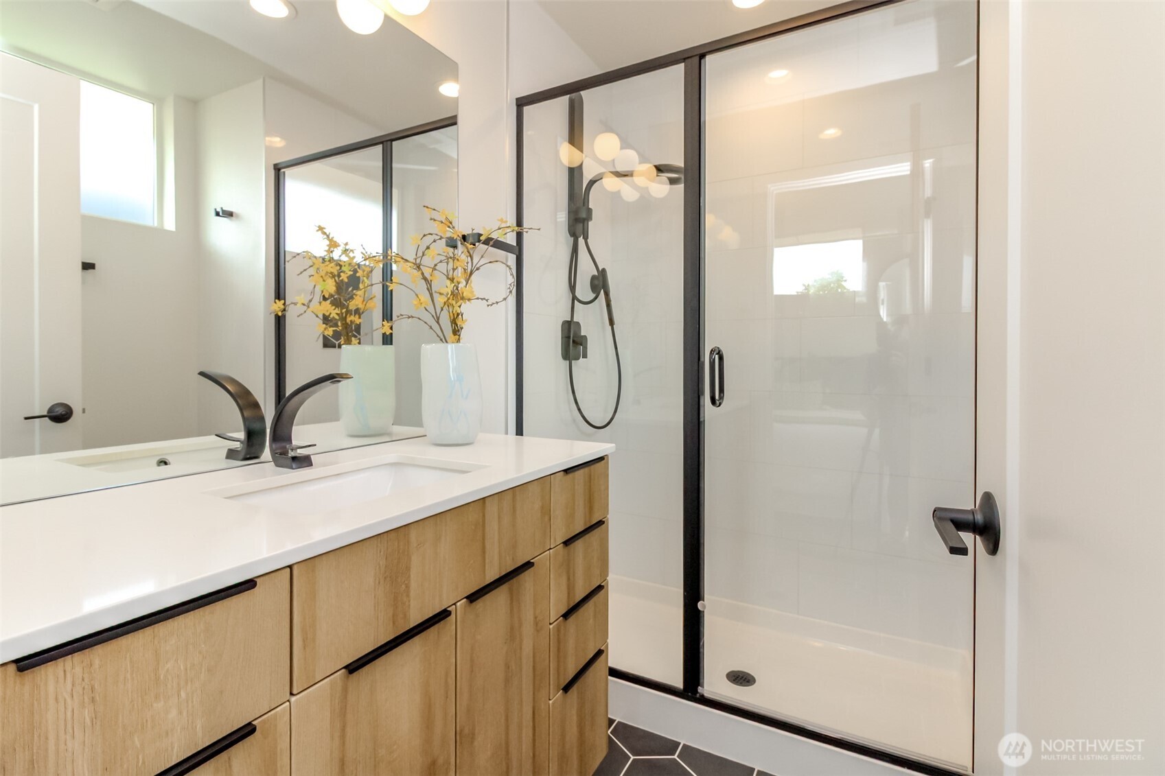 8811 Interlake Avenue N #A, Seattle, WA 98103