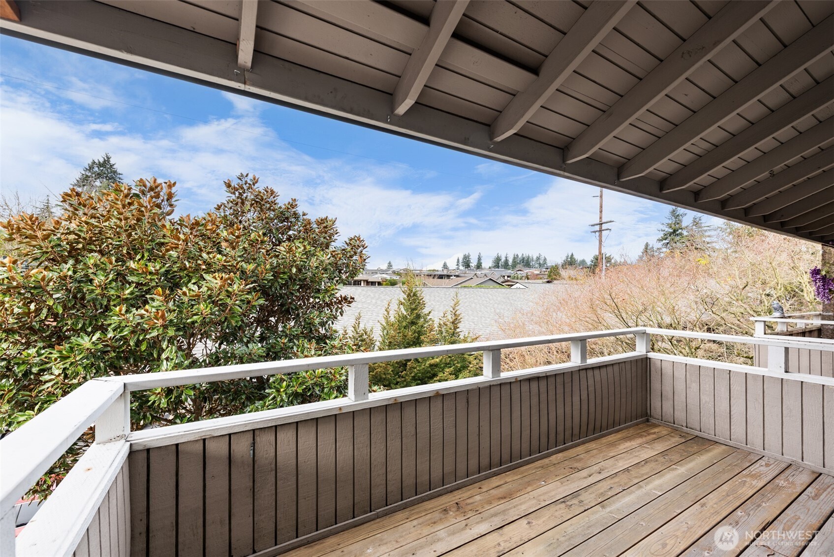 812 100th Avenue NE #202, Bellevue, WA 98004