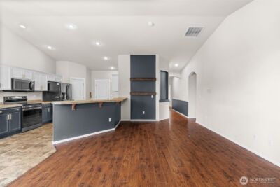 4521 201st Street E, Spanaway, WA 98387-4142 - Photo 11