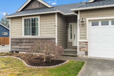 4521 201st Street E, Spanaway, WA 98387-4142 - Photo 2
