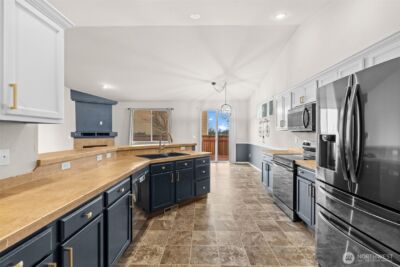 4521 201st Street E, Spanaway, WA 98387-4142 - Photo 10