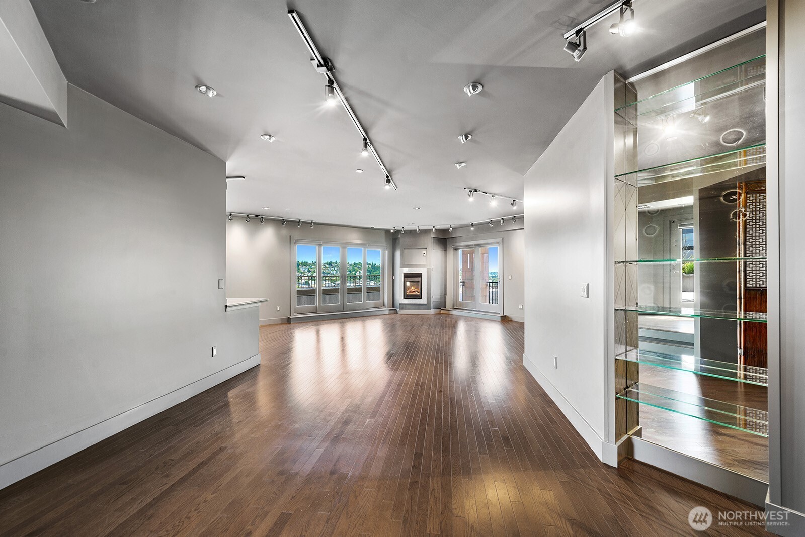 745 Bellevue Avenue E #402, Seattle, WA 98102