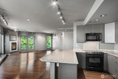 745 Bellevue Avenue E #402, Seattle, WA 98102 - Photo 20