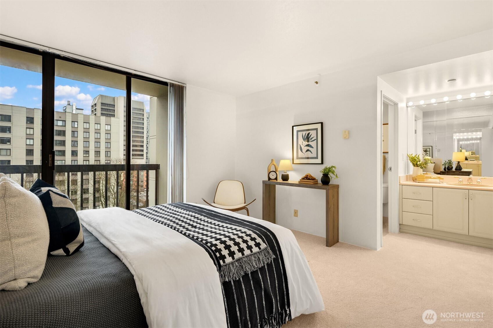 1101 Seneca Street #1101, Seattle, WA 98101