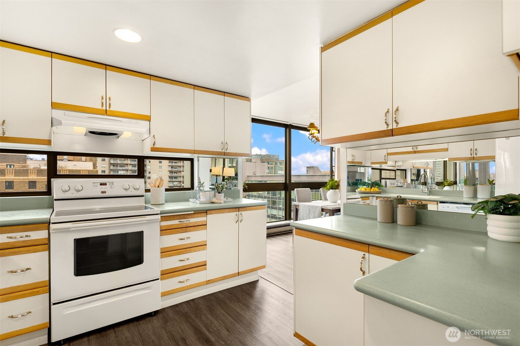 1101 Seneca Street #1101, Seattle, WA 98101