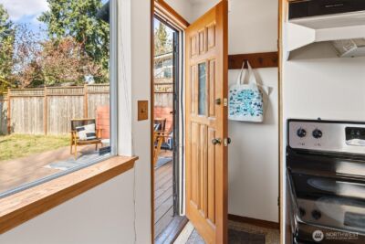 4225 46th Avenue S, Seattle, WA 98118 - Photo 13