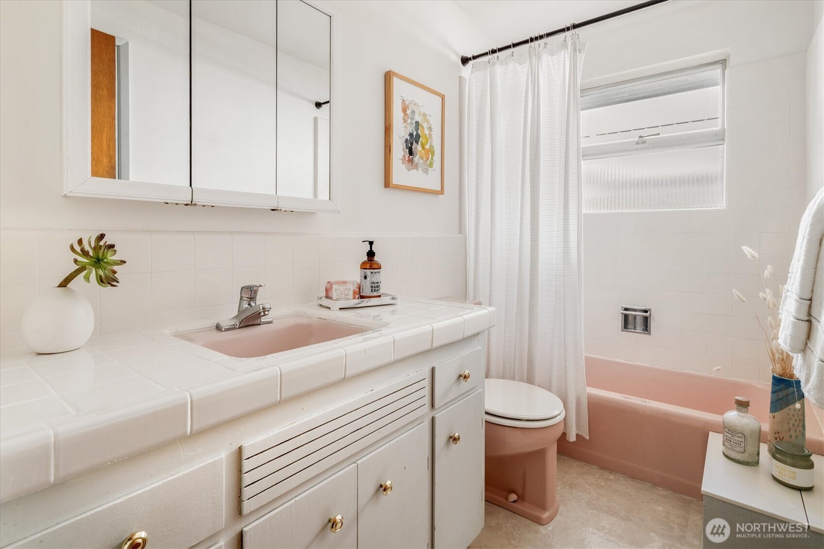 4225 46th Avenue S, Seattle, WA 98118