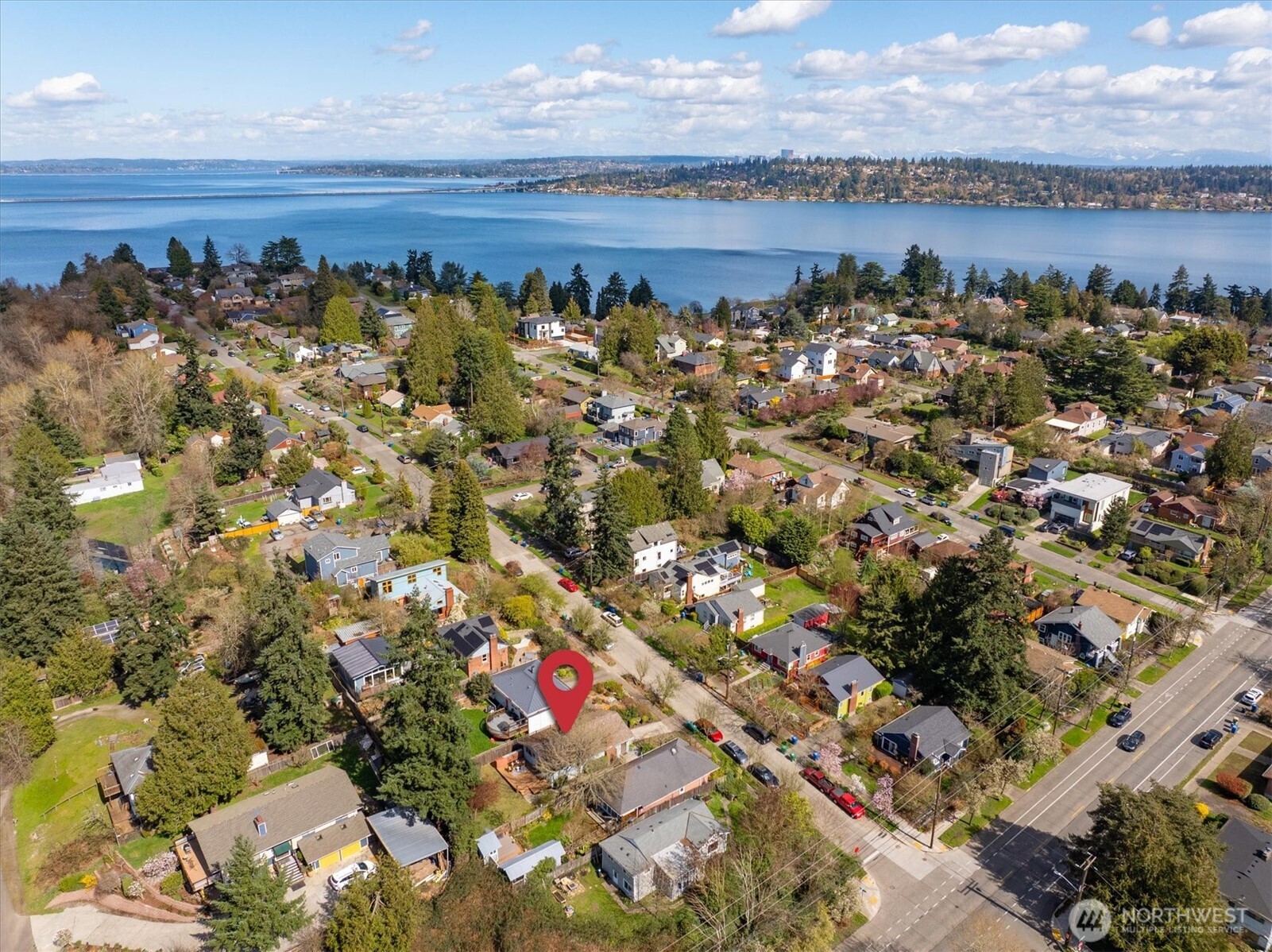 4225 46th Avenue S, Seattle, WA 98118