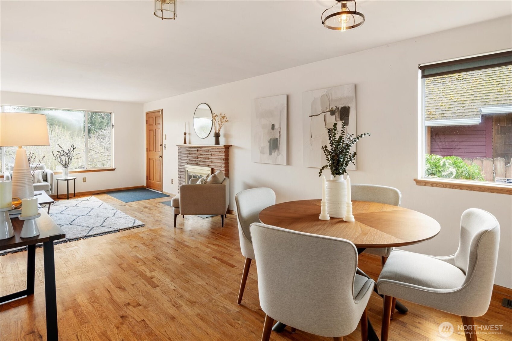 4225 46th Avenue S, Seattle, WA 98118