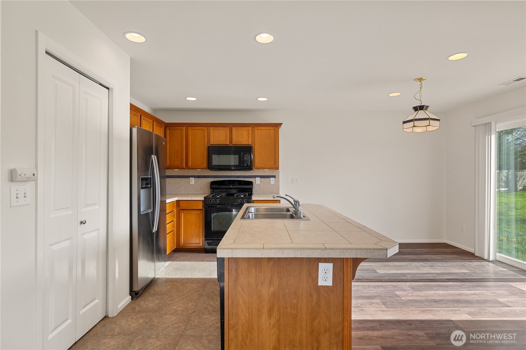 7240 287th Street NW, Stanwood, WA 98292