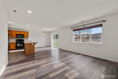 7240 287th Street NW, Stanwood, WA 98292 - Photo 4
