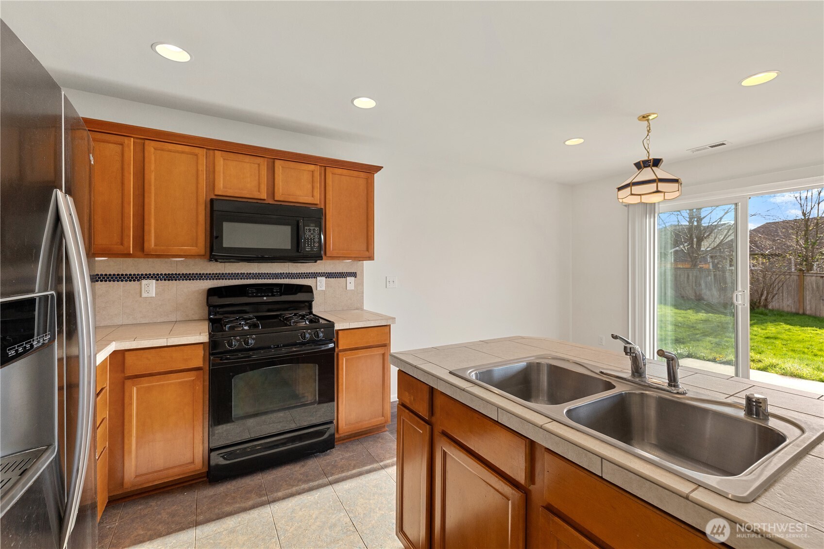 7240 287th Street NW, Stanwood, WA 98292