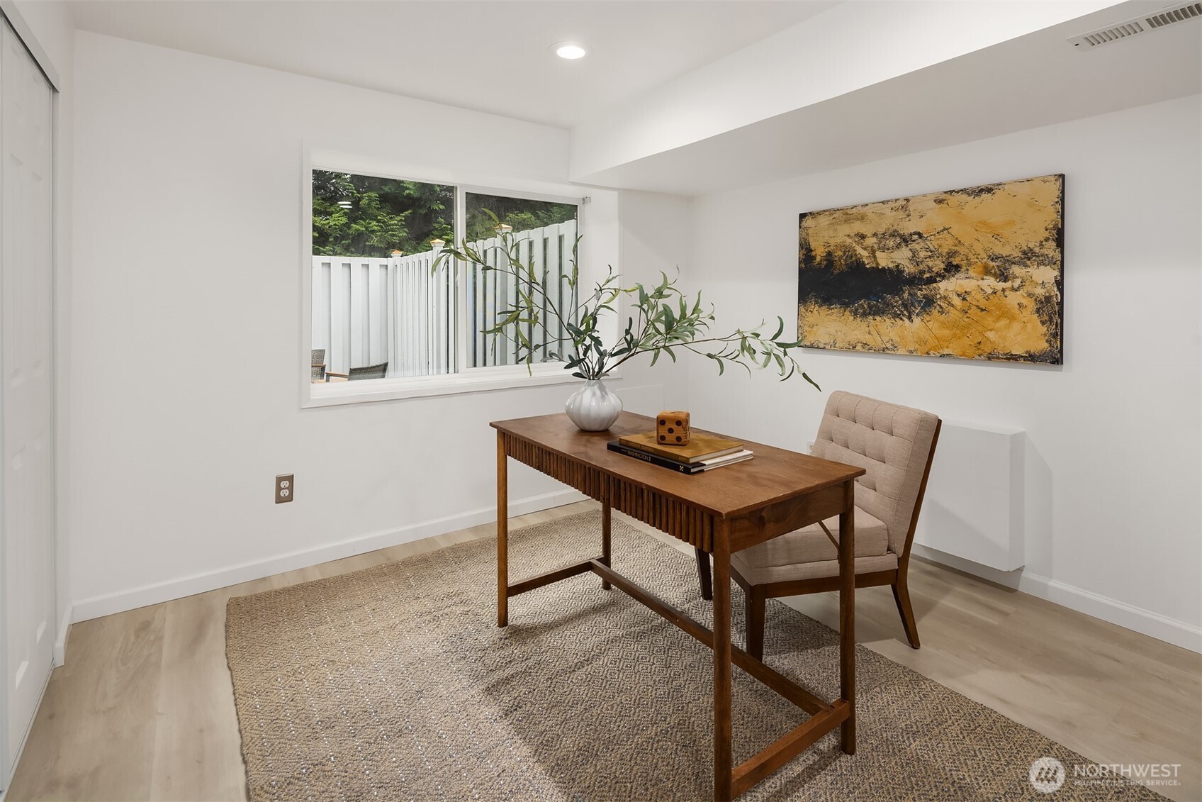 1609 217th Place NE, Sammamish, WA 98074-4111