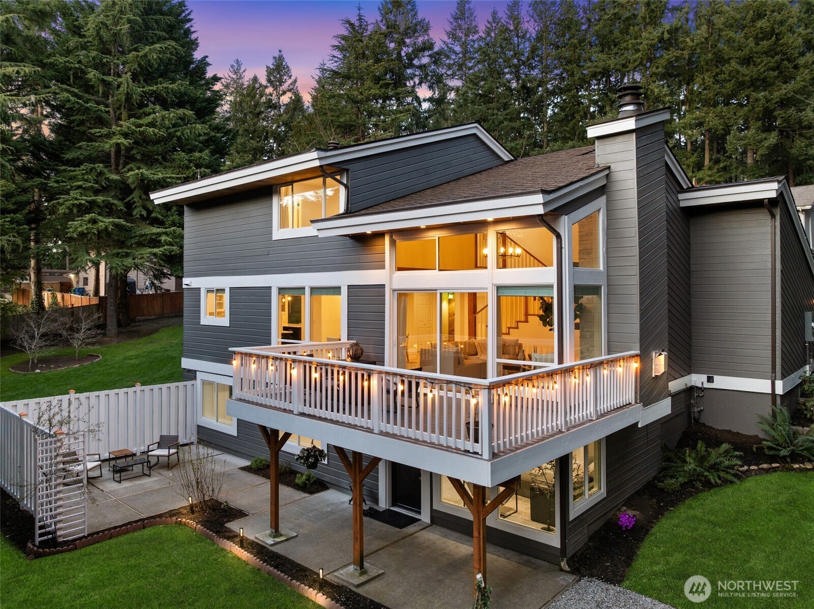 1609 217th Place NE, Sammamish, WA 98074-4111