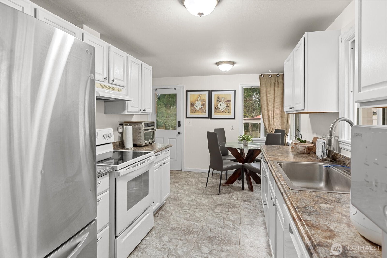 1011 NE 180TH Street , Shoreline, WA 98155