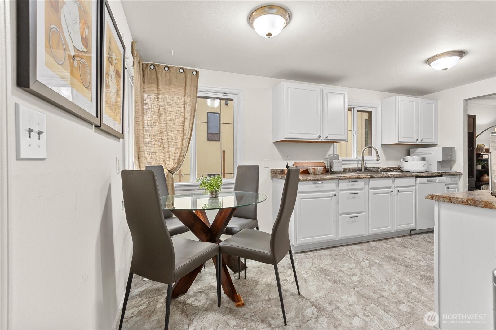 1011 NE 180TH Street , Shoreline, WA 98155