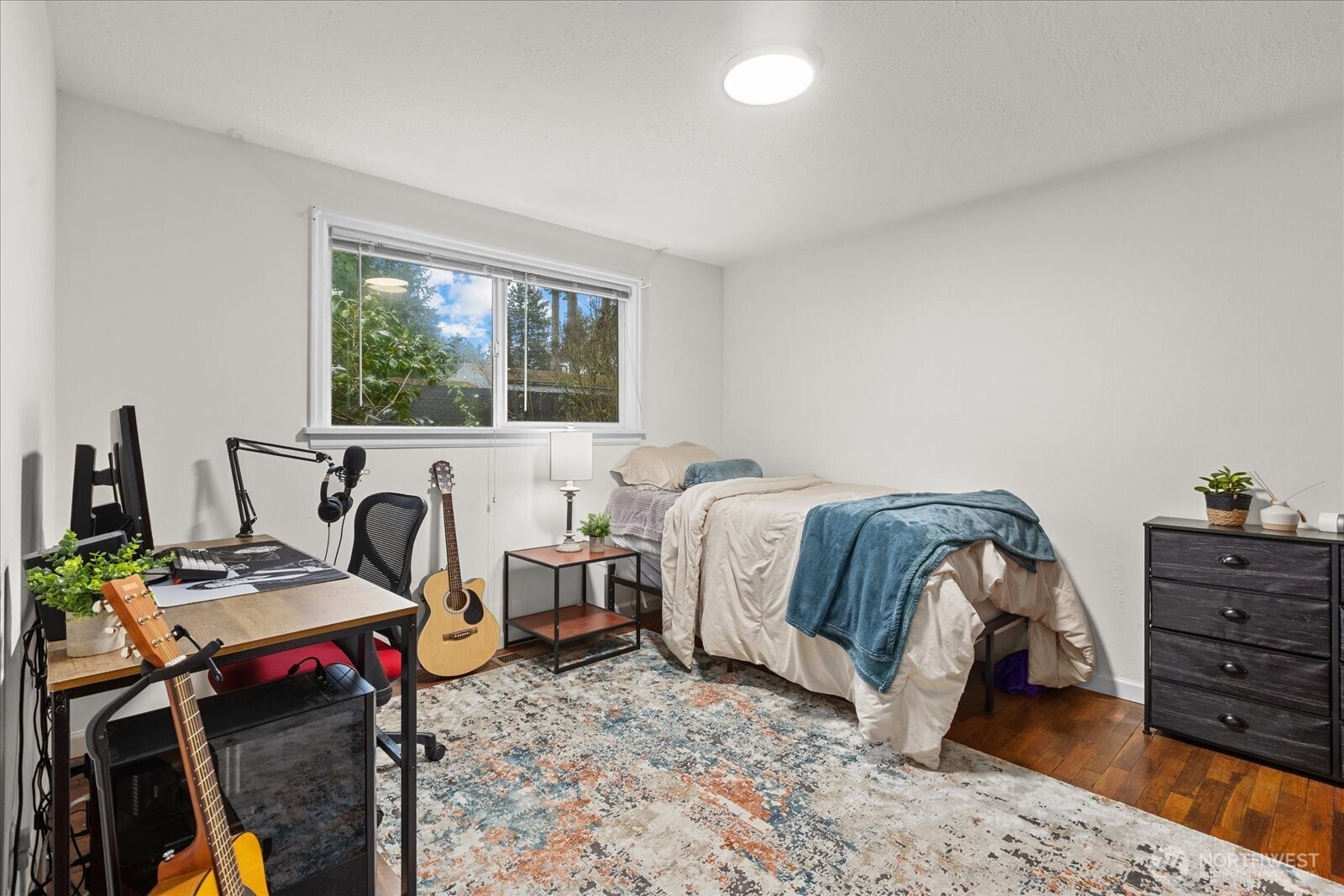 1011 NE 180TH Street , Shoreline, WA 98155