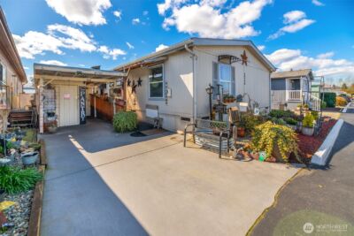 10716 61st Street E #108, Puyallup, WA 98372 - Photo 2