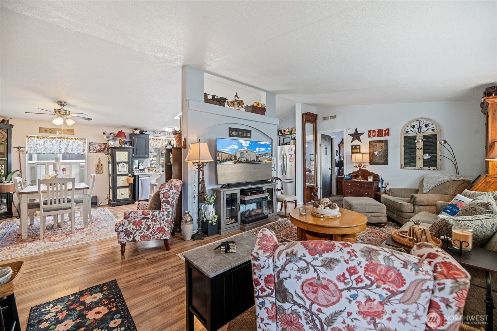 10716 61st Street E #108, Puyallup, WA 98372