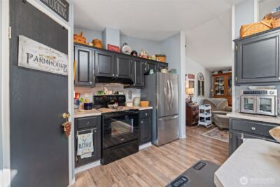 10716 61st Street E #108, Puyallup, WA 98372 - Photo 11