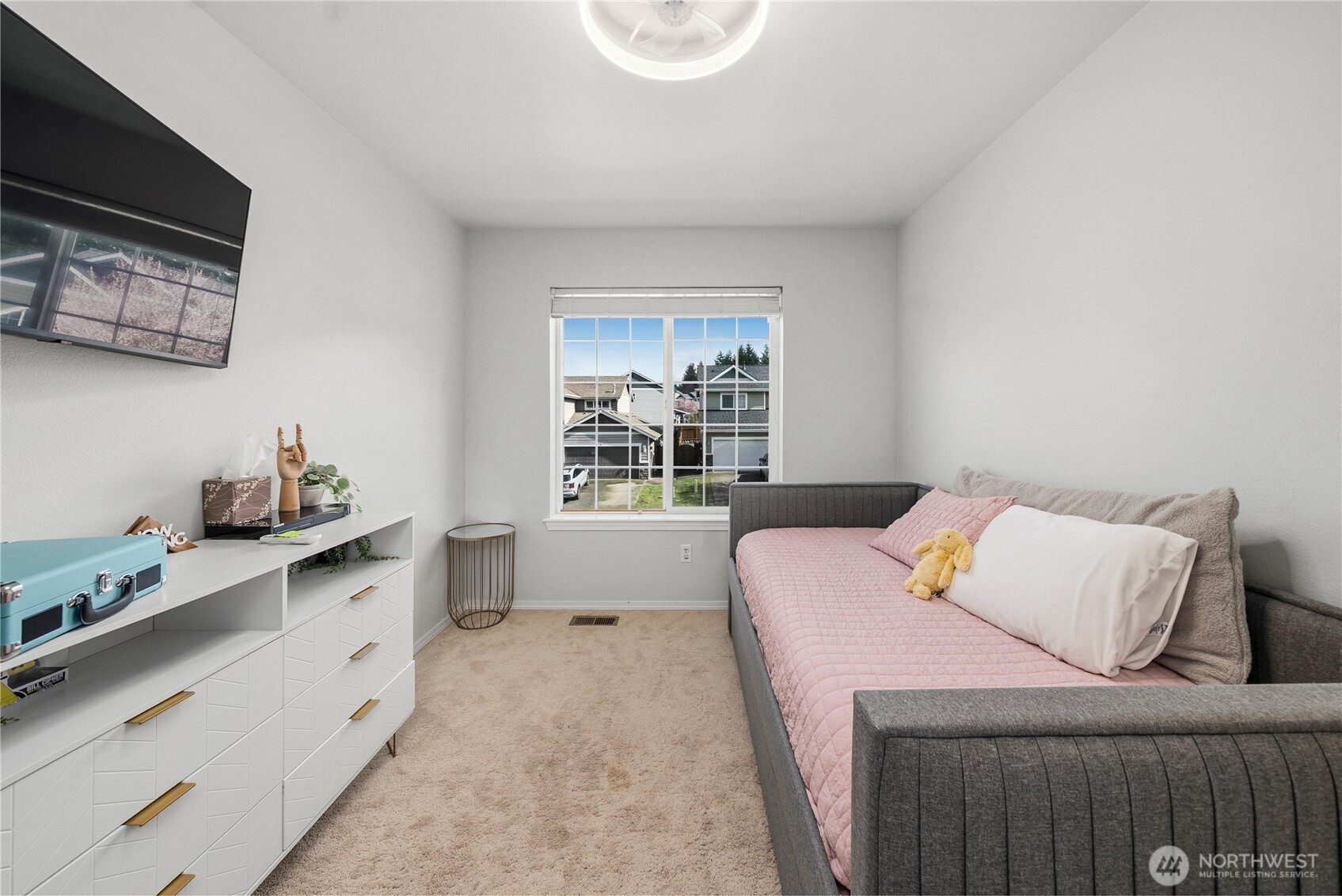 20424 190th Avenue E, Orting, WA 98360