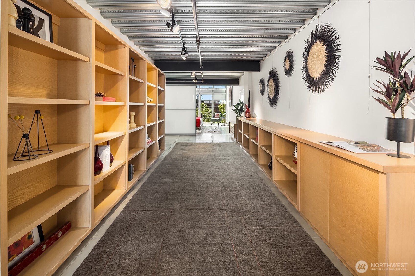 1310 E Union Street #401, Seattle, WA 98122-4197