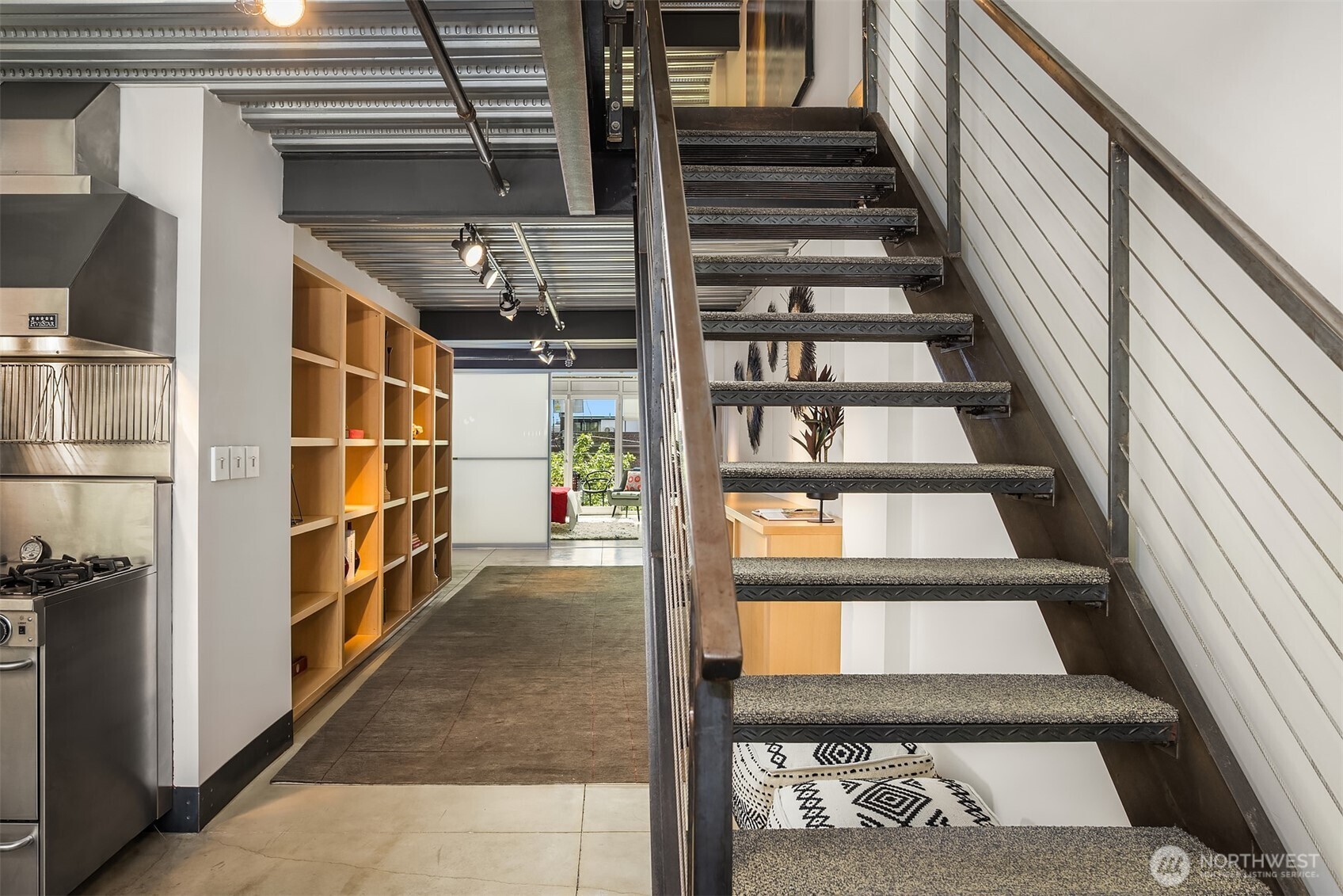 1310 E Union Street #401, Seattle, WA 98122-4197