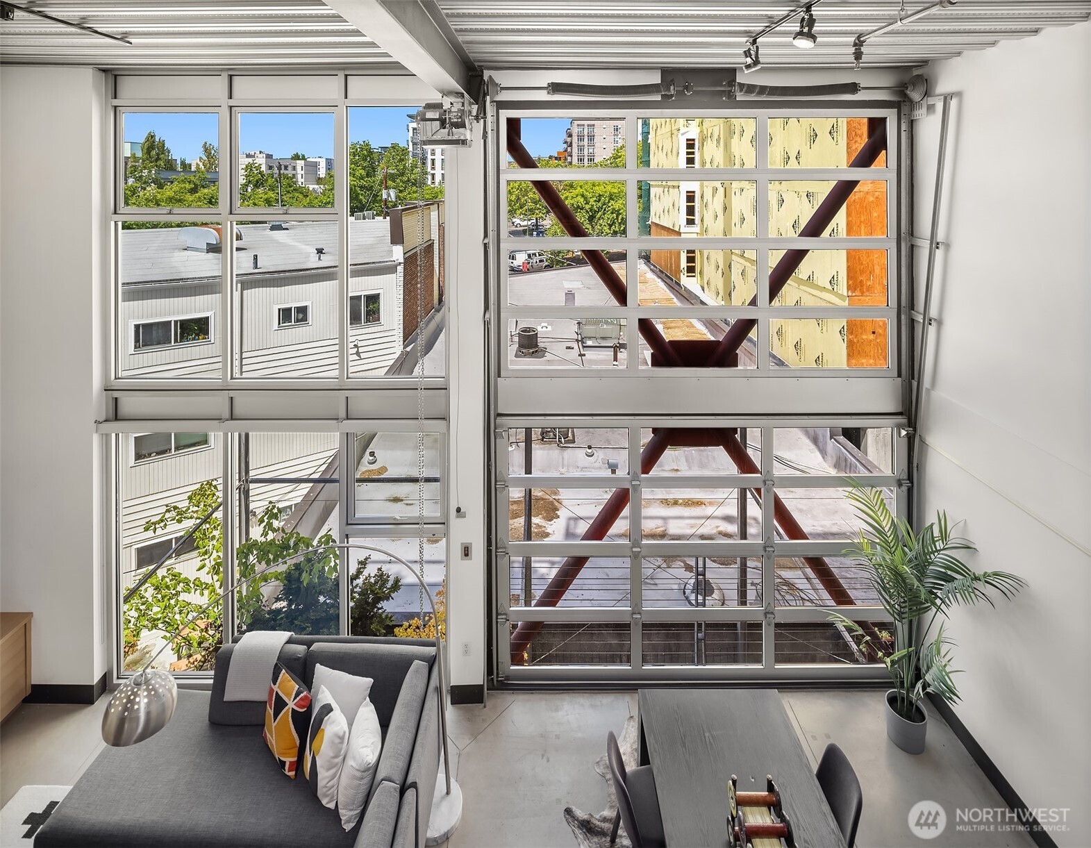 1310 E Union Street #401, Seattle, WA 98122-4197