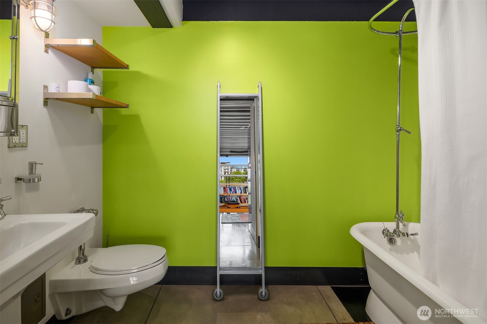 1310 E Union Street #501, Seattle, WA 98122-4197