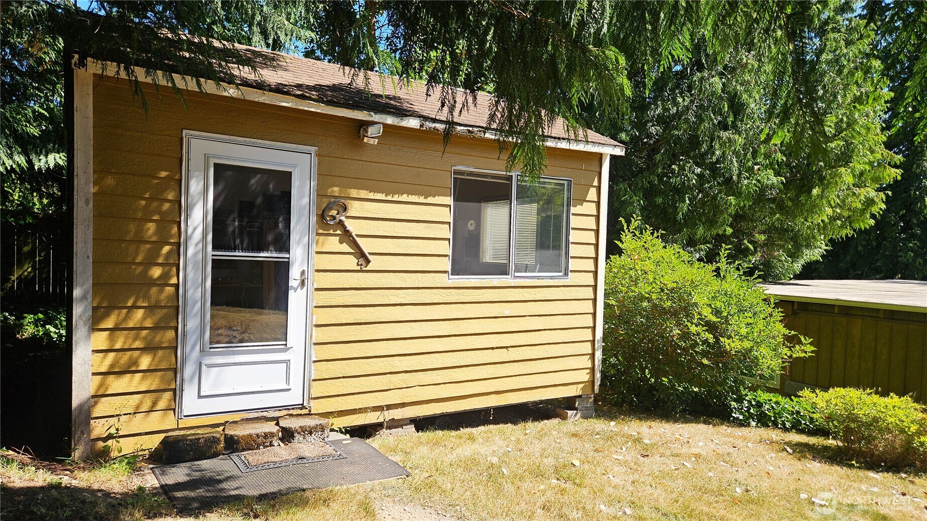 17017 10th Avenue NE, Shoreline, WA 98155