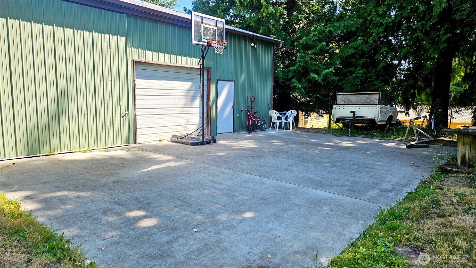 17017 10th Avenue NE, Shoreline, WA 98155