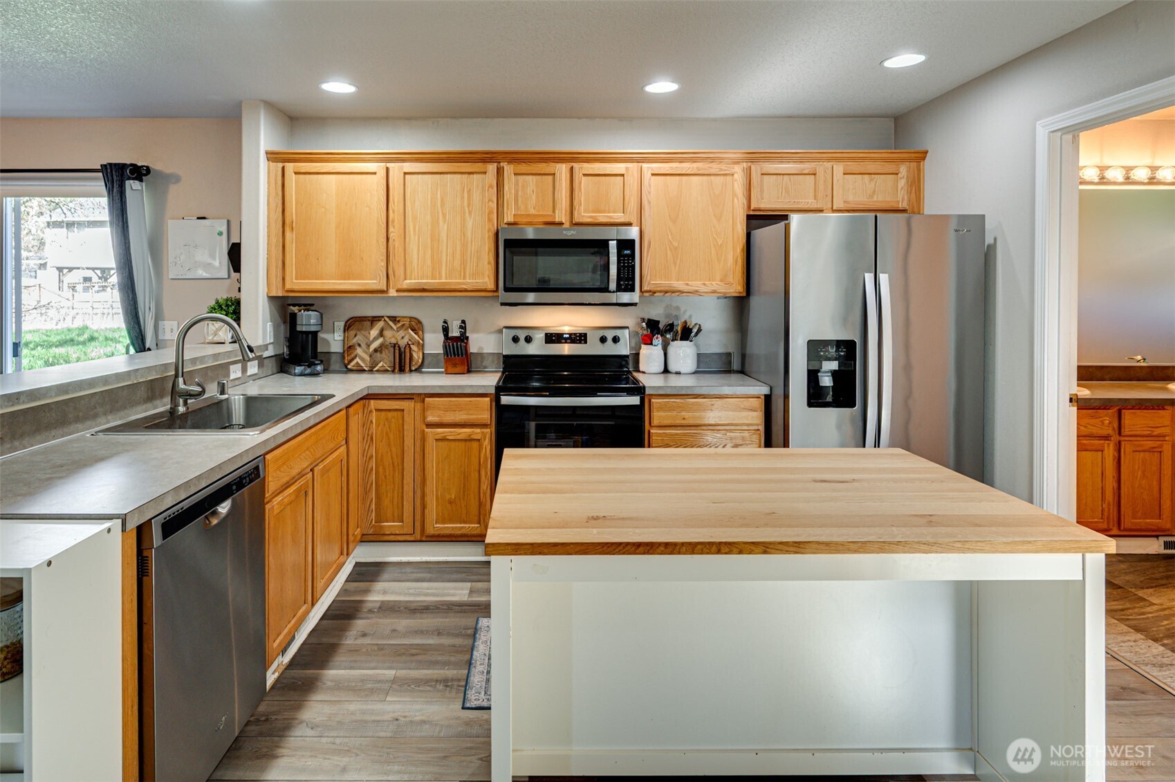 590 Gun Club Road , Woodland, WA 98674