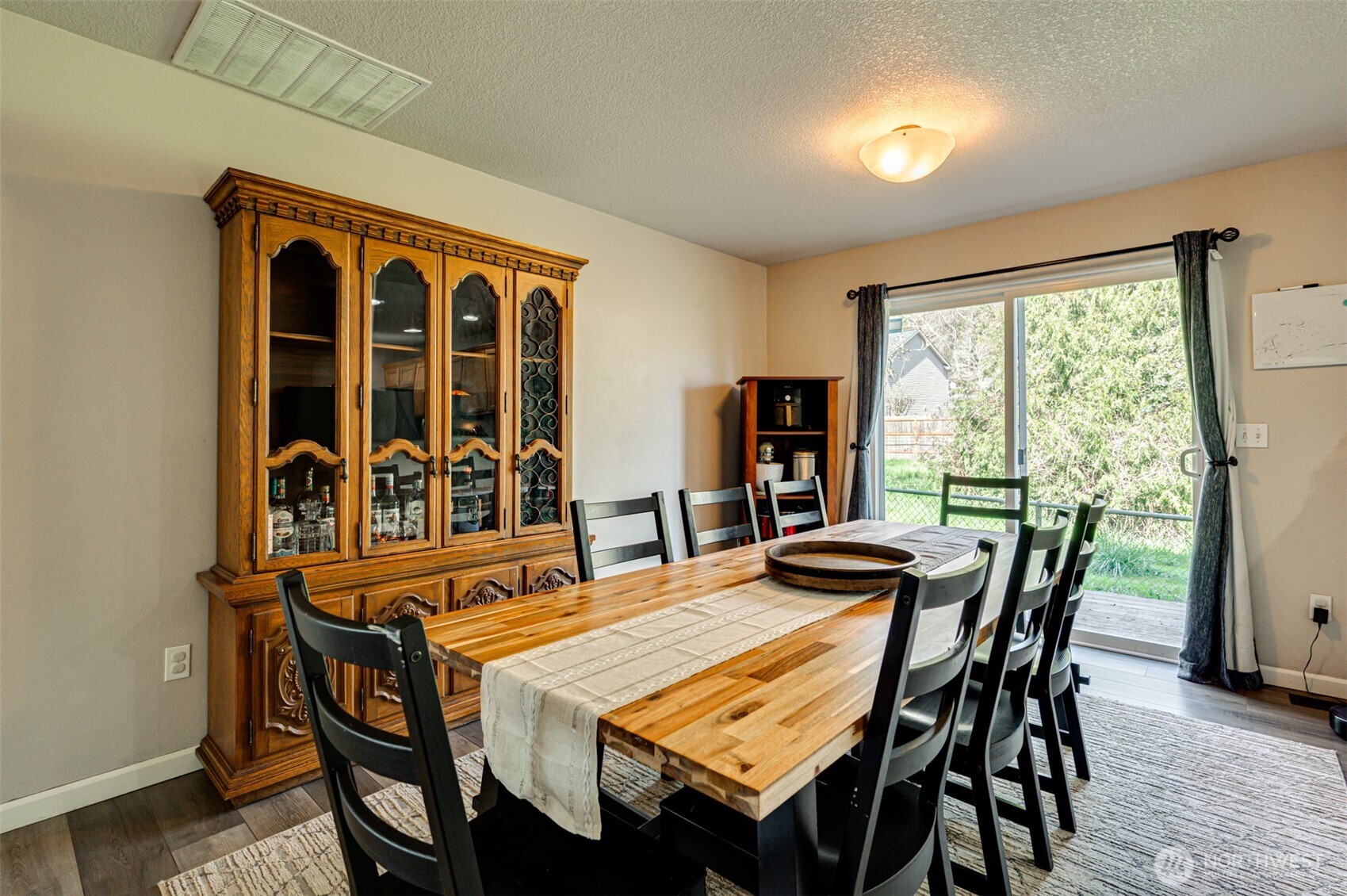 590 Gun Club Road , Woodland, WA 98674