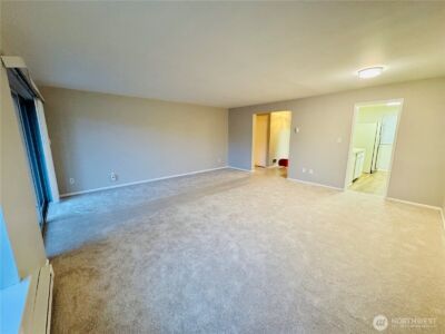 322 N 134th Street #203, Seattle, WA 98133-7441 - Photo 4