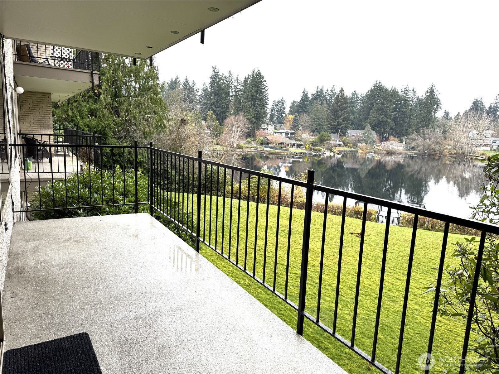 322 N 134th Street #203, Seattle, WA 98133-7441